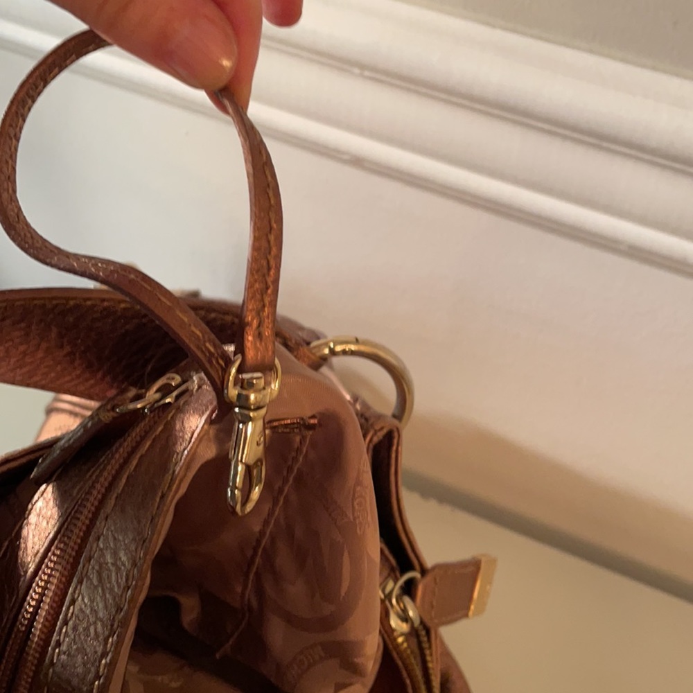 Authentic Michael Kors Metallic Copper Soft Leather Shoulder Bag Purse - Picture 8 of 15